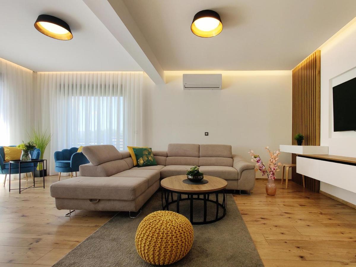 Villa Biser Gacke Sinac Bagian luar foto