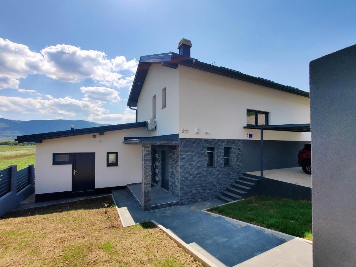 Villa Biser Gacke Sinac Bagian luar foto