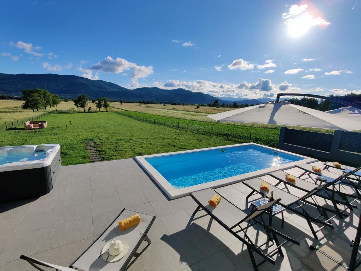 Villa Biser Gacke Sinac Bagian luar foto