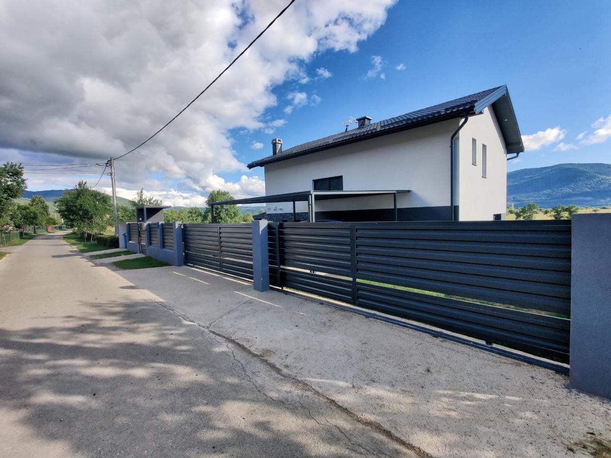 Villa Biser Gacke Sinac Bagian luar foto