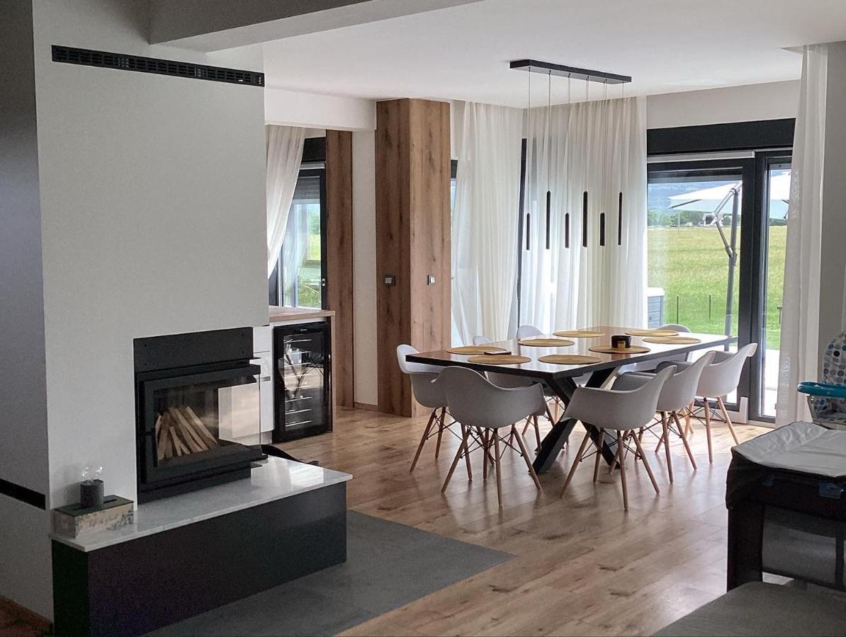 Villa Biser Gacke Sinac Bagian luar foto