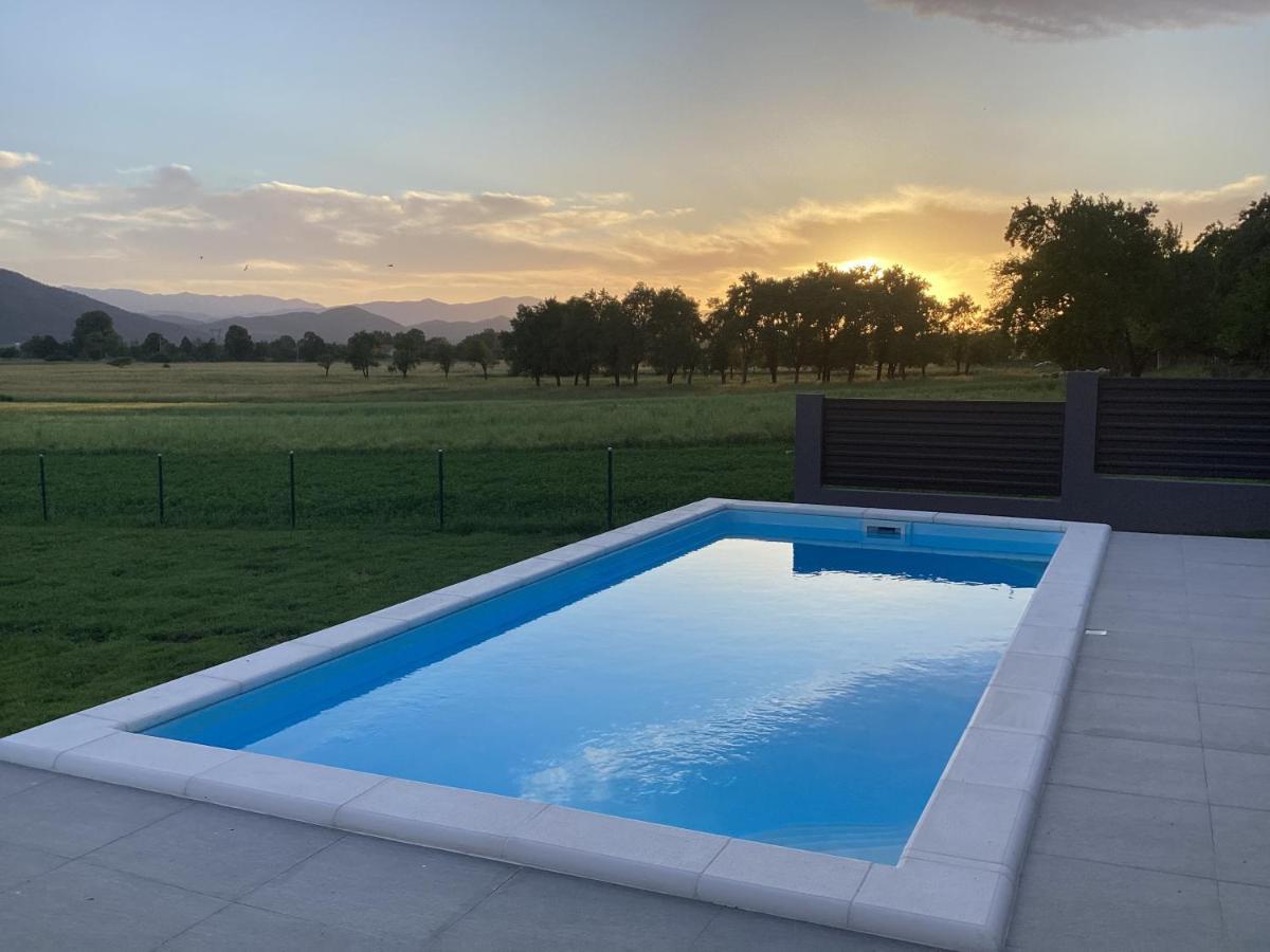 Villa Biser Gacke Sinac Bagian luar foto