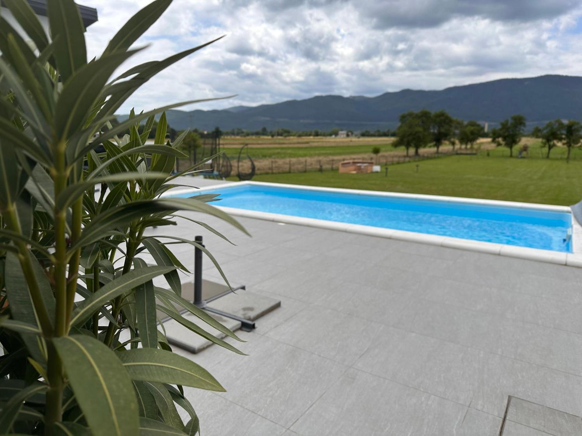 Villa Biser Gacke Sinac Bagian luar foto
